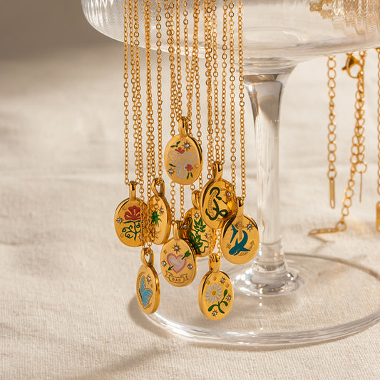18K Gold Exquisite Simple Versatile Pendant Necklace